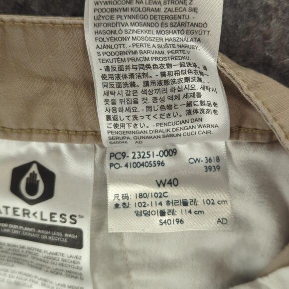 Levis Cargo Shorts Mens 40 Relaxed Fit Ripstop Outdoor Utility Pockets Summer - Picture 3 of 11